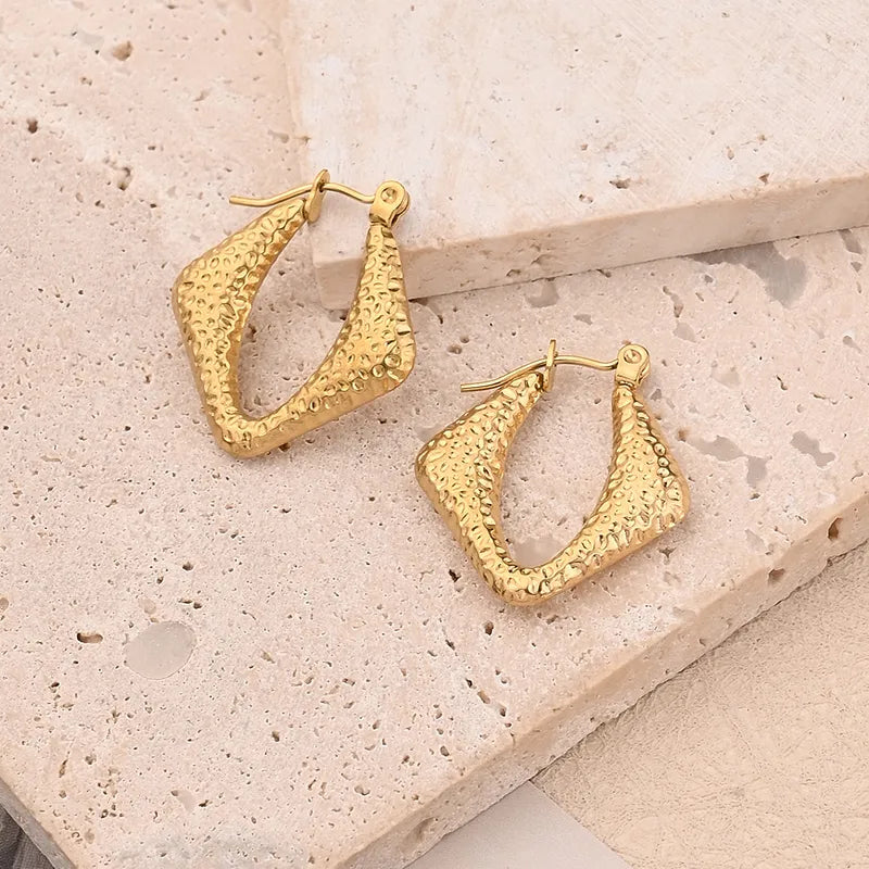 Pebble Hoops Earing