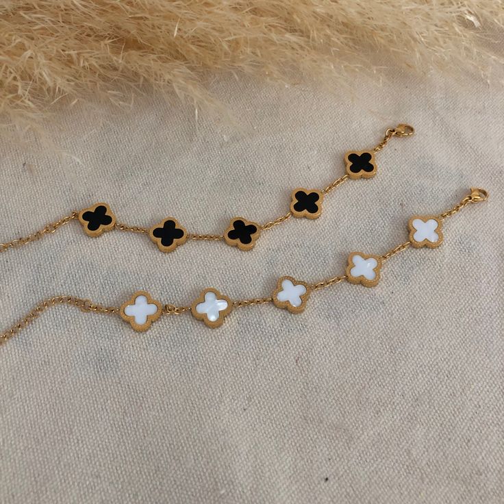 Clover Charm Bracelet
