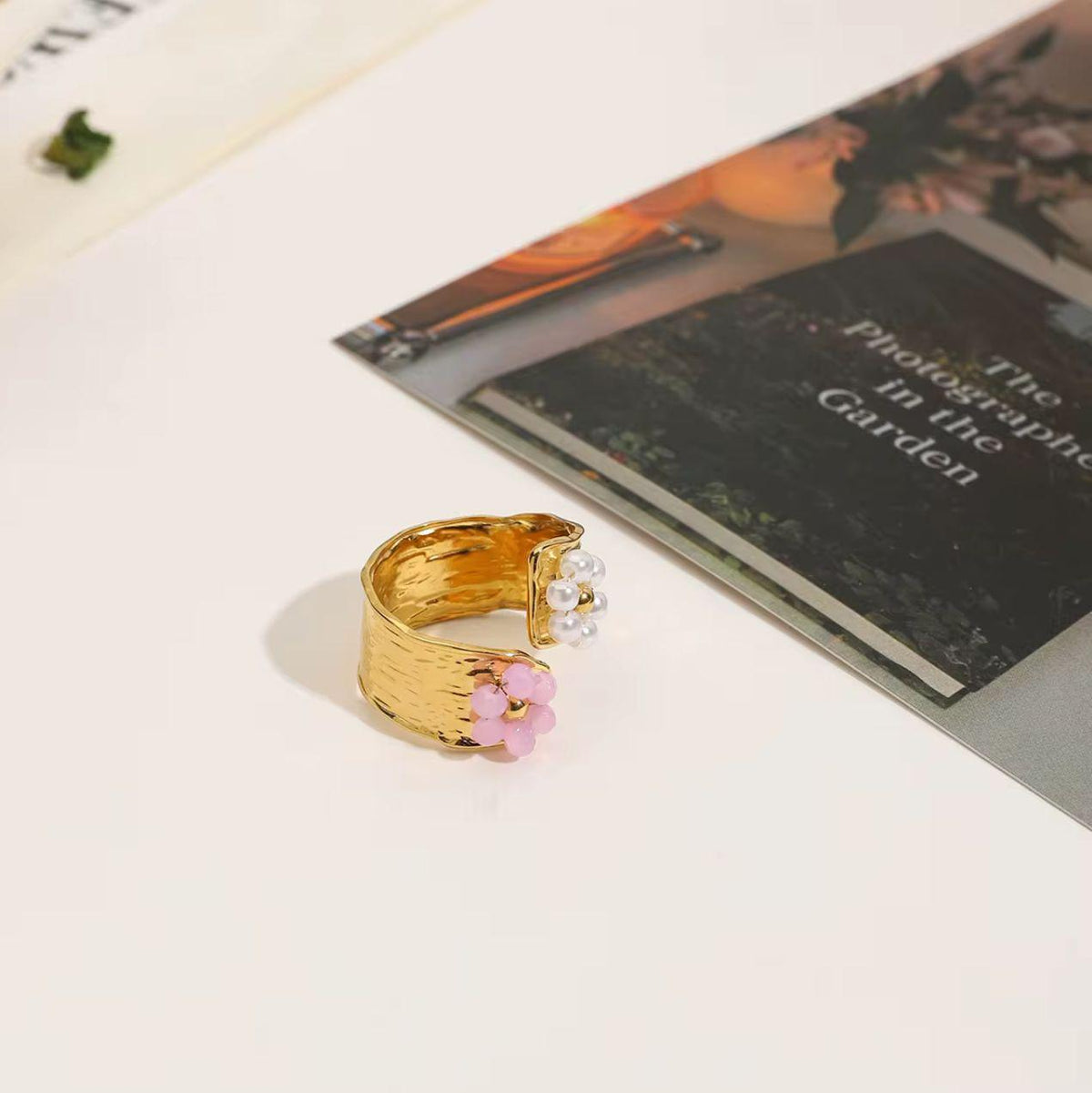 FLORAL CUFF RING