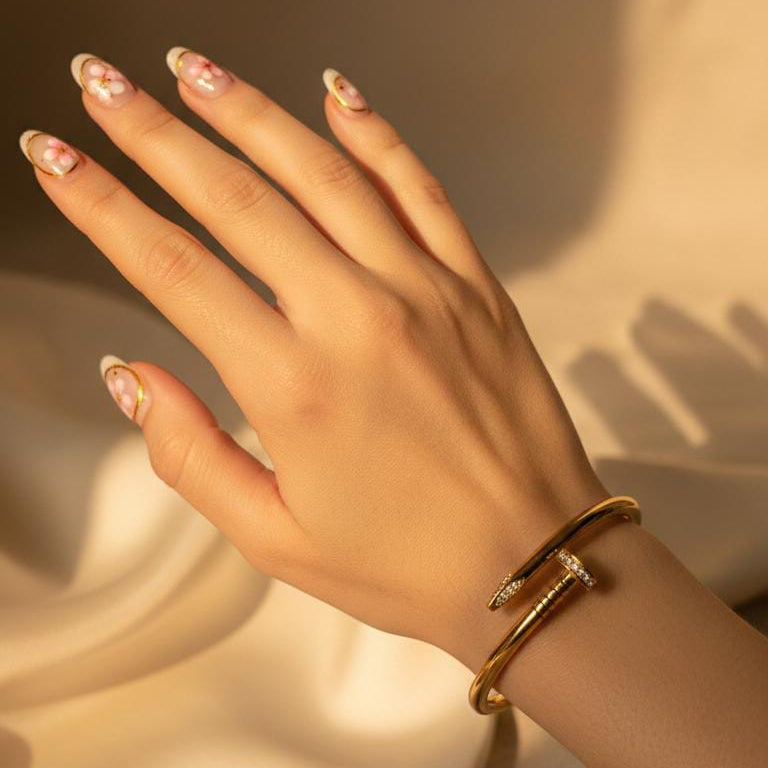 MINIMAL AURA CUFF